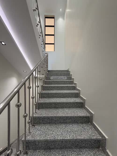 Villa 338 SQM Facing North on 20m Width Street Al-Wurud, Khamis Mushait