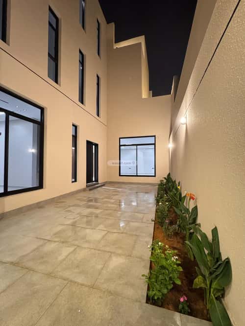 فيلا 287 متر مربع شمالية على شارع 15م المهدية، غرب الرياض، الرياض