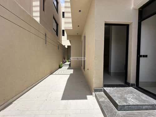 Floor 123 SQM with 5 Bedrooms Ar-Rimal, East Riyadh, Riyadh