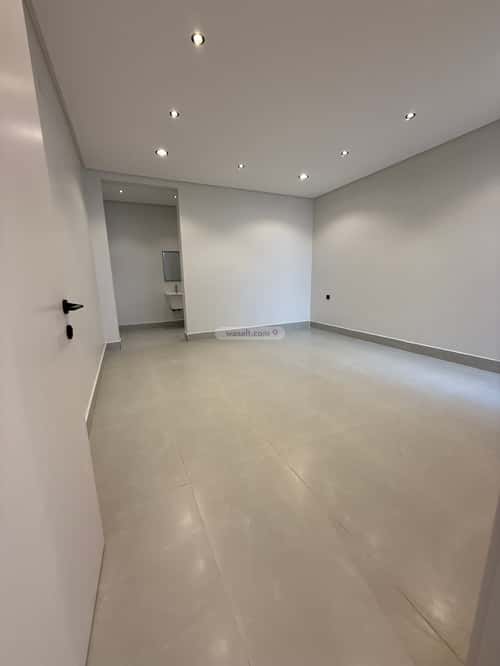 Villa 235 SQM Facing East on 20m Width Street As-Safa, Central Riyadh, Riyadh