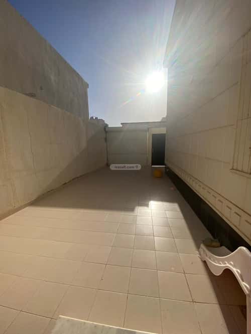 Floor with 3 Bedrooms The Valley, Hafar Al-Batin