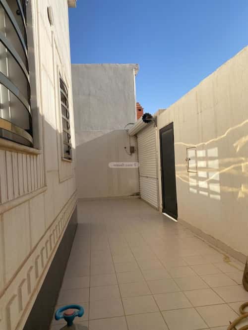 Floor with 3 Bedrooms The Valley, Hafar Al-Batin
