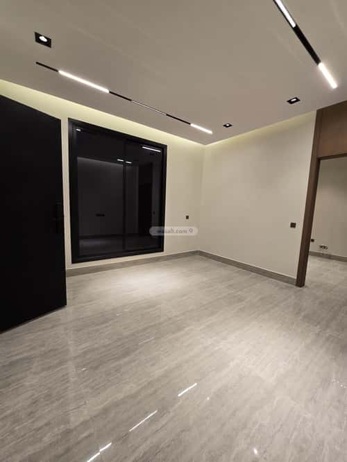 Floor 210 SQM with 5 Bedrooms Ar-Rimal, East Riyadh, Riyadh