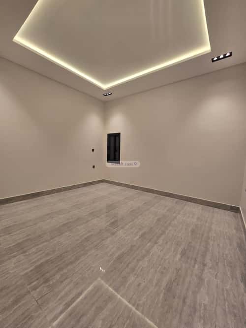 Floor 210 SQM with 5 Bedrooms Ar-Rimal, East Riyadh, Riyadh