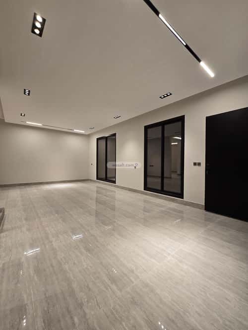 Floor 271 SQM with 5 Bedrooms Ar-Rimal, East Riyadh, Riyadh