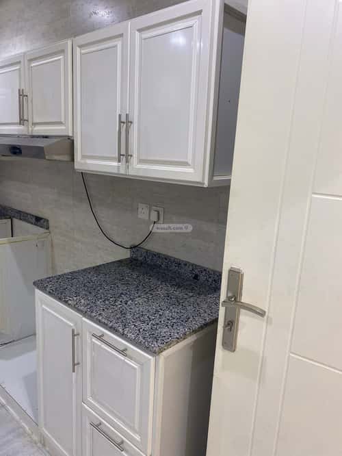 دور 270 متر مربع ب 10 غرف عكاظ، جنوب الرياض، الرياض