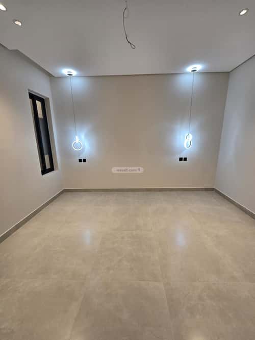 Villa 311 SQM with 2 Apartments Facing East Alnowaria, Makkah Al Mukarramah