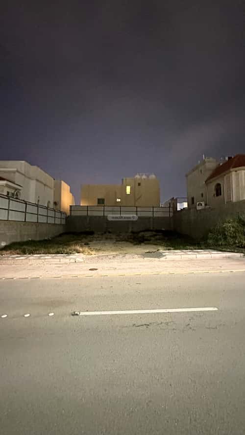 Land 400 SQM Facing North on 30m Width Street Al Jameah, Alzahran