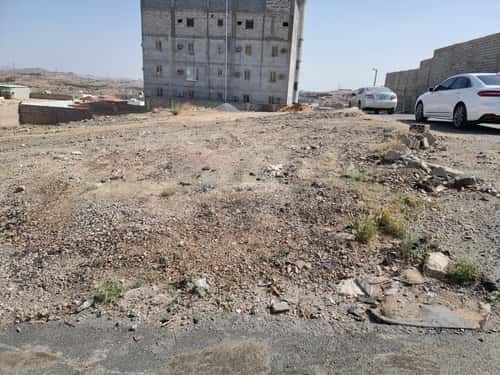 أرض 611 متر مربع شرقية على شارع 12م القلت، الطائف