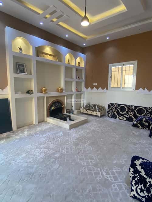 فيلا 687 متر مربع شمالية على شارع 20م الزهور، رماح