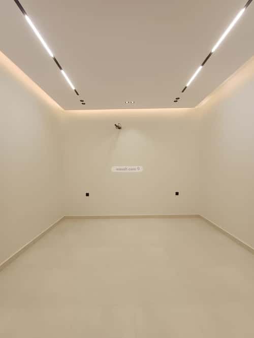 فيلا 330 متر مربع شرقية على شارع 12م الرحمانية، شرق جدة، جدة