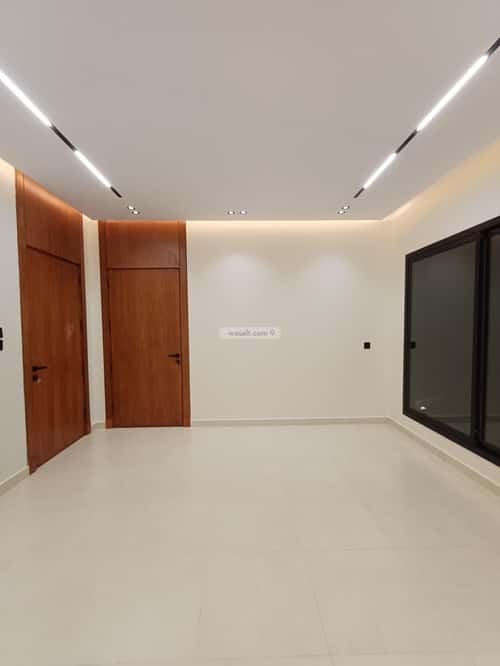 فيلا 330 متر مربع شرقية على شارع 12م الرحمانية، شرق جدة، جدة