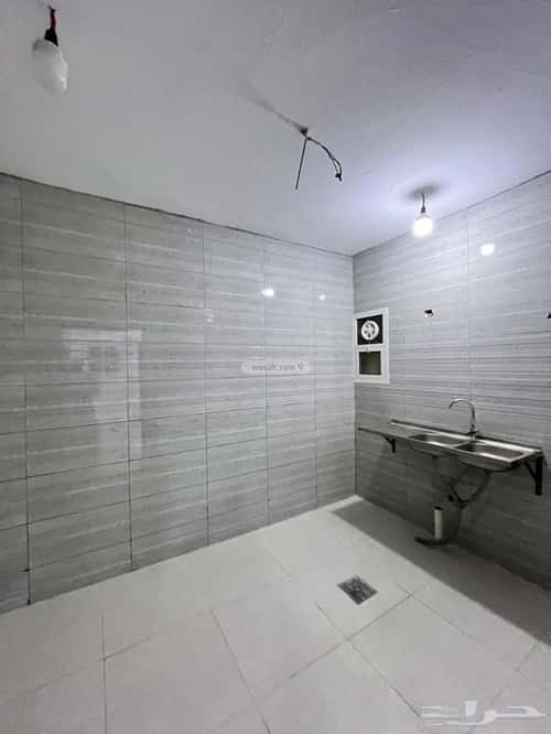 Building 239 SQM Facing East Manfuha Al-Jadeedah, Central Riyadh, Riyadh
