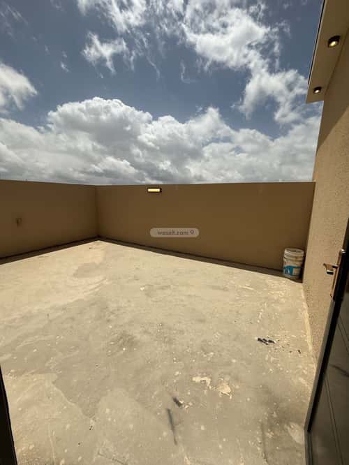 Villa 374 SQM Facing North on 20m Width Street Al-Yarmouk, Khamis Mushait