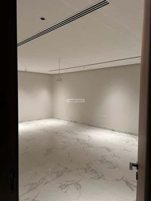 فيلا 450 متر مربع جنوبية على شارع 15م النرجس، شمال الرياض، الرياض