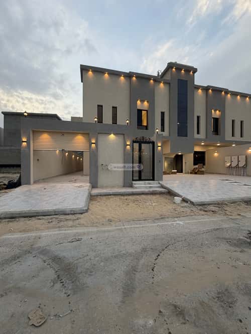 Apartment 167 SQM with 5 Bedrooms King Fahad Dist, Aldammam