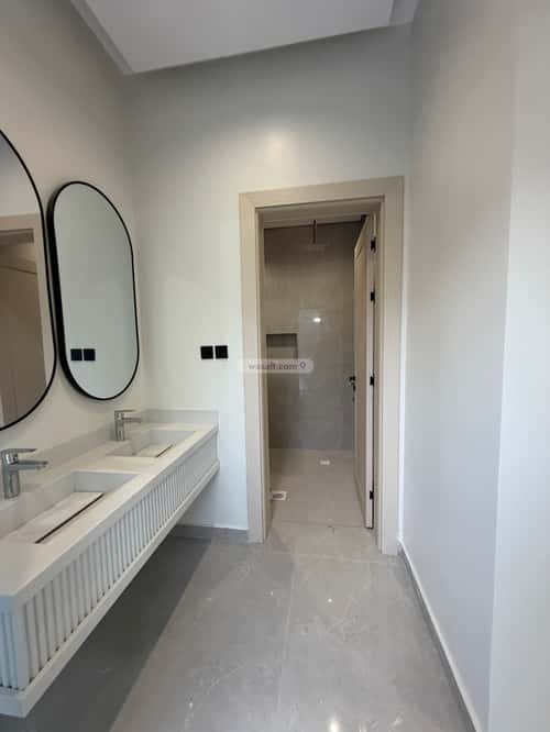 Apartment 284 SQM with 6 Bedrooms King Fahad Dist, Aldammam