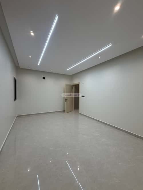 Apartment 284 SQM with 6 Bedrooms King Fahad Dist, Aldammam