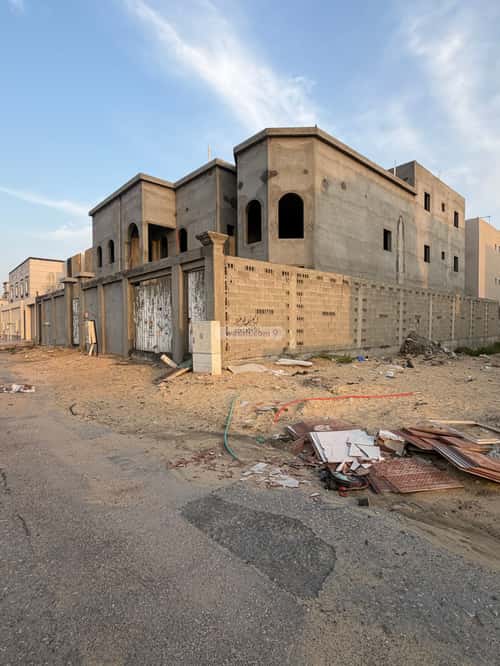 Villa 660 SQM Facing North on 24m Width Street Al Amanah, Aldammam