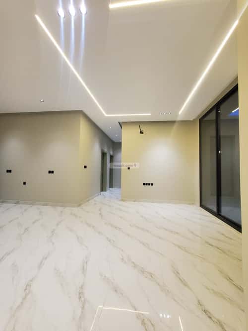 Floor 124 SQM with 5 Bedrooms Al Marjan, East Riyadh, Riyadh