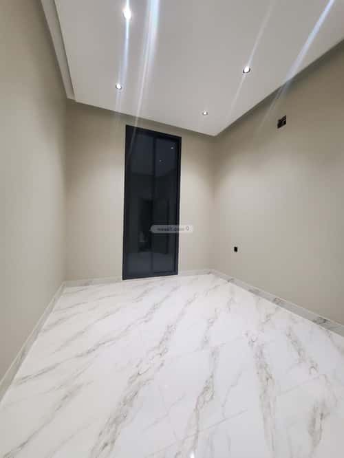 Floor 124 SQM with 5 Bedrooms Al Marjan, East Riyadh, Riyadh