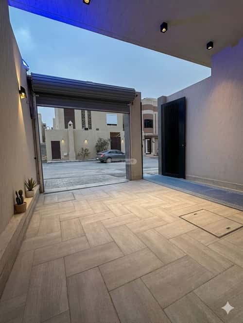Floor 246 SQM with 5 Bedrooms Al-Arid, North Riyadh, Riyadh