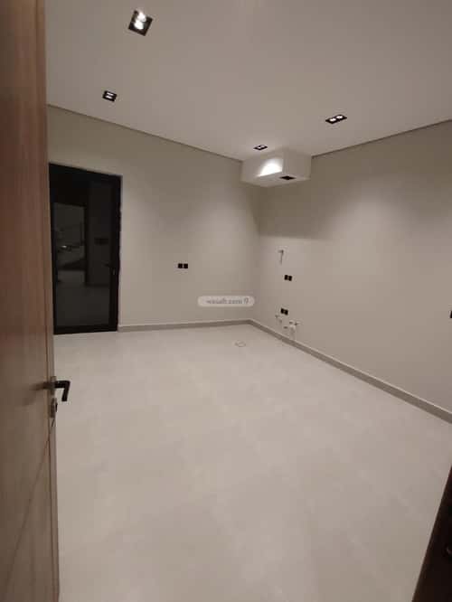 فيلا 407 متر مربع جنوبية على شارع 15م المونسية، شرق الرياض، الرياض