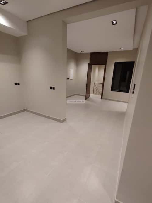Villa 407 SQM Facing South on 15m Width Street Al-Muanisiyah, East Riyadh, Riyadh