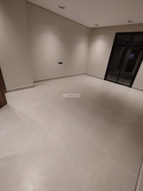 Villa 407 SQM Facing South on 15m Width Street Al-Muanisiyah, East Riyadh, Riyadh