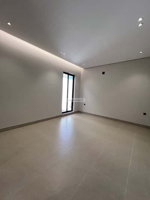 Floor 360 SQM with 6 Bedrooms Al-Janadriyah, East Riyadh, Riyadh