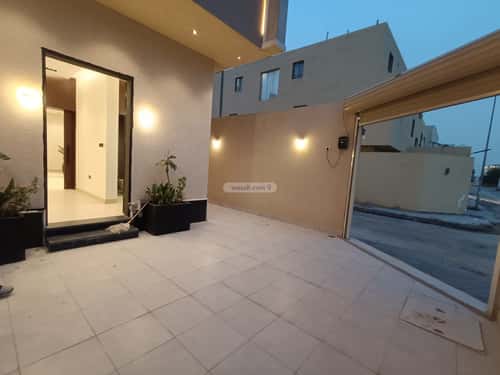 Floor 192 SQM with 5 Bedrooms Al-Muanisiyah, East Riyadh, Riyadh
