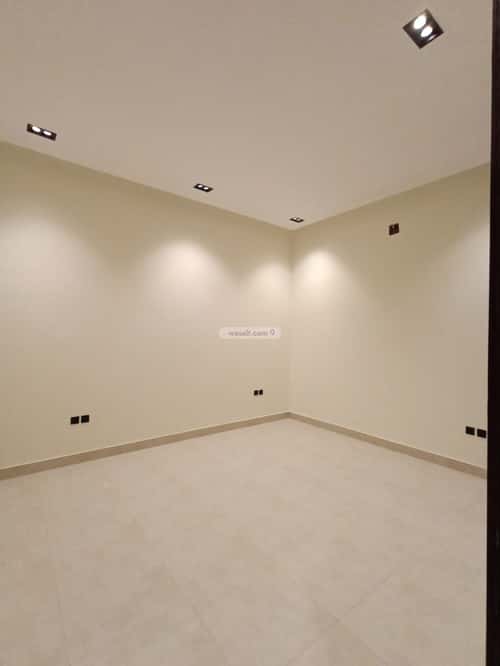 Floor 192 SQM with 5 Bedrooms Al-Muanisiyah, East Riyadh, Riyadh