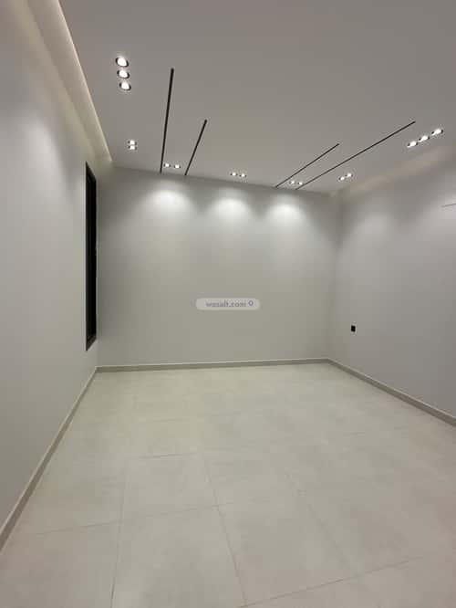 Apartment 211 SQM with 7 Bedrooms Al-Yarmouk, Khamis Mushait