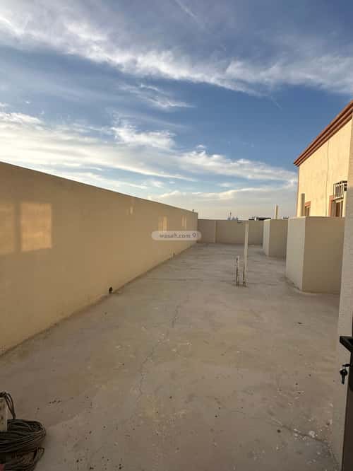 Apartment 211 SQM with 7 Bedrooms Al-Yarmouk, Khamis Mushait