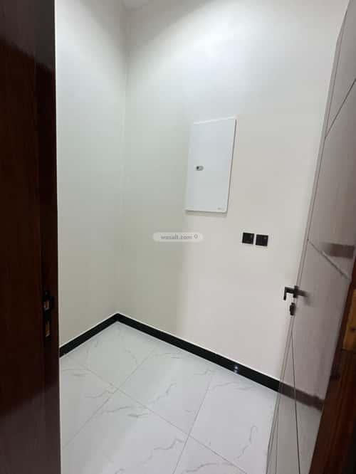 Apartment 234 SQM with 7 Bedrooms Al Taawun, Khamis Mushait