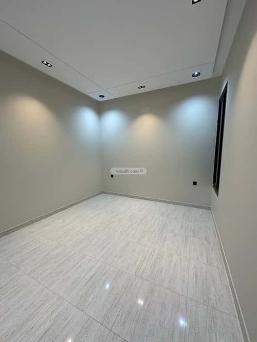 Apartment 211 SQM with 7 Bedrooms Al-Yarmouk, Khamis Mushait