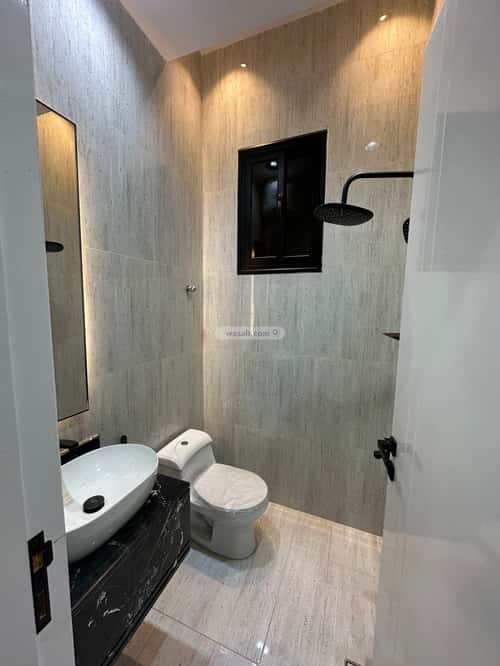 شقة 211 متر مربع ب 7 غرف اليرموك، خميس مشيط