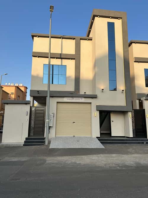Floor 381 SQM with 9 Bedrooms The Honor, Khamis Mushait