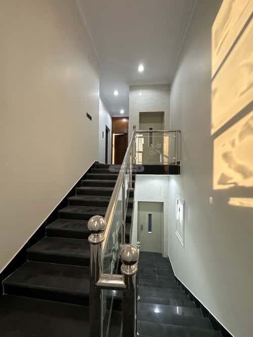 Floor 381 SQM with 9 Bedrooms The Honor, Khamis Mushait