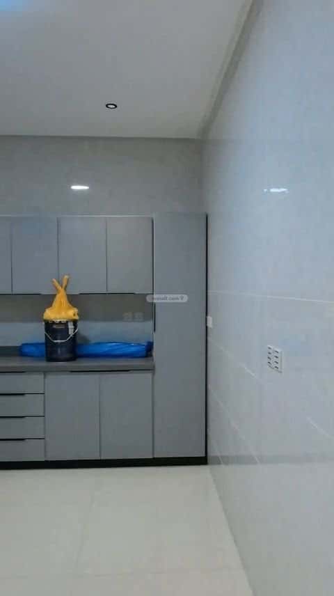 Apartment with 3 Bedrooms Al Rabbwah, North Jeddah, Jeddah
