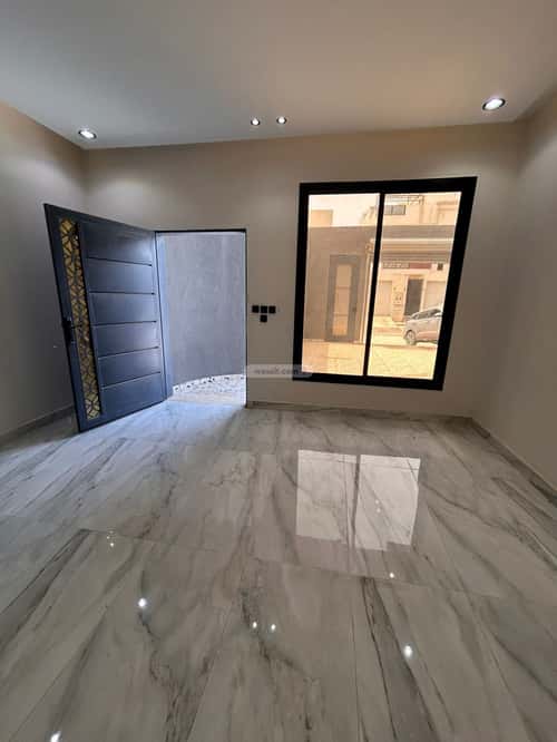 دور نصف مفروشة 176 متر مربع ب 4 غرف عكاظ، جنوب الرياض، الرياض