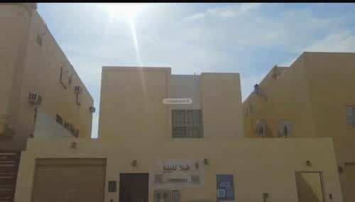 فيلا 400 متر مربع شرقية على شارع 15م السعادة، شرق الرياض، الرياض