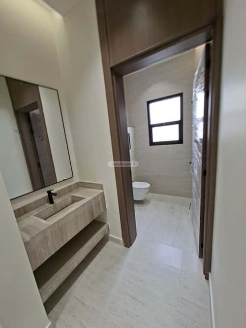 Apartment 176 SQM with 5 Bedrooms Al-Janadriyah, East Riyadh, Riyadh