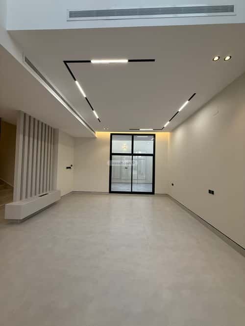 Villa 400 SQM Facing East on 20m Width Street Al-Mahdiyah, West Riyadh, Riyadh