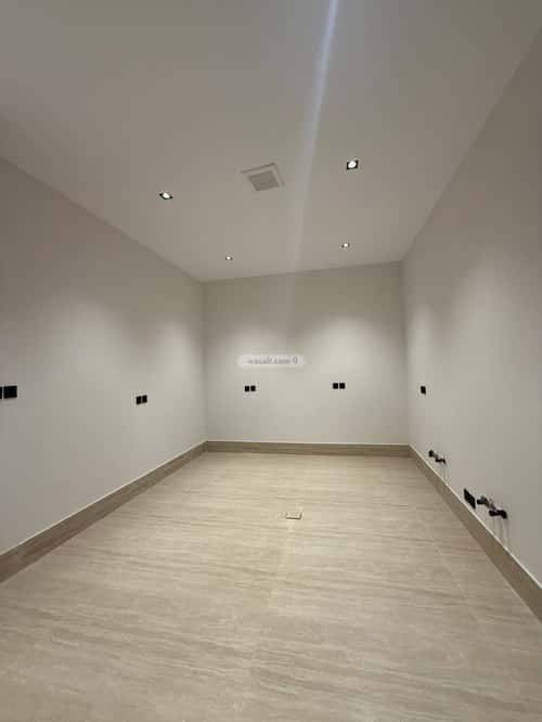 Villa 372 SQM Facing East on 20m Width Street Al-Mahdiyah, West Riyadh, Riyadh