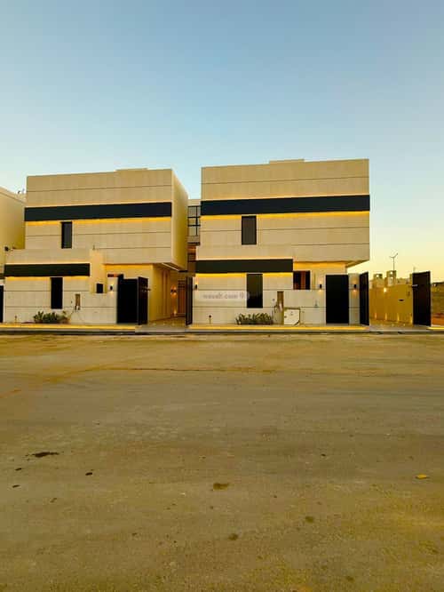Villa 372 SQM Facing East on 20m Width Street Al-Mahdiyah, West Riyadh, Riyadh