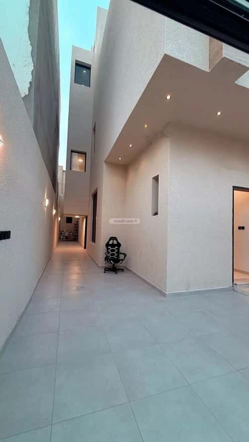 Villa 314 SQM Facing North on 15m Width Street West Al-Oraija, West Riyadh, Riyadh