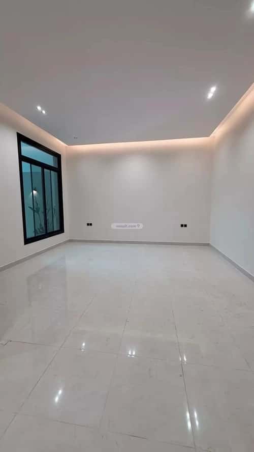 Villa 200 SQM Facing East on 15m Width Street West Al-Oraija, West Riyadh, Riyadh