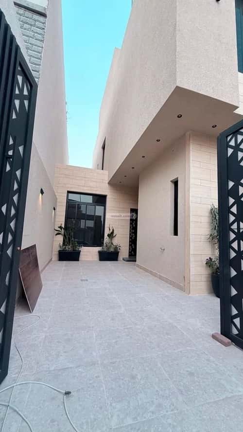 Villa 200 SQM Facing East on 15m Width Street West Al-Oraija, West Riyadh, Riyadh