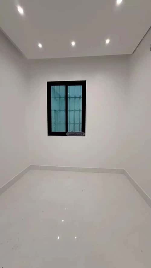Villa 200 SQM Facing East on 15m Width Street West Al-Oraija, West Riyadh, Riyadh